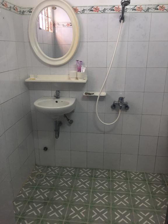 Thien Phuc Guesthouse Да Лат Екстериор снимка