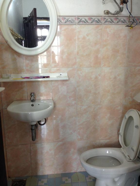 Thien Phuc Guesthouse Да Лат Екстериор снимка