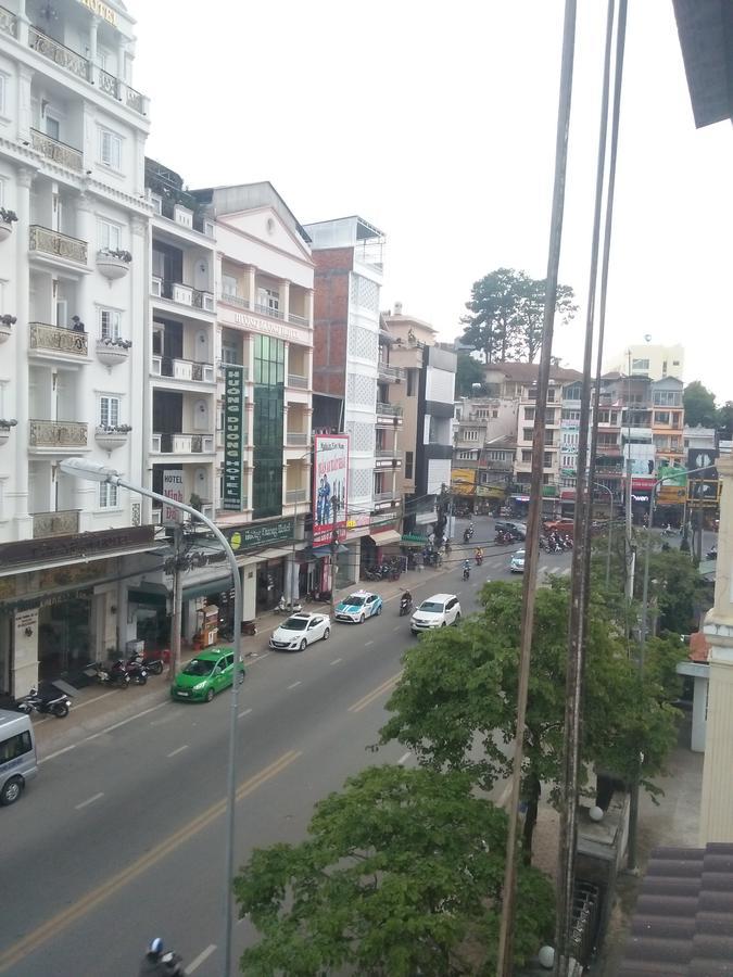 Thien Phuc Guesthouse Да Лат Екстериор снимка